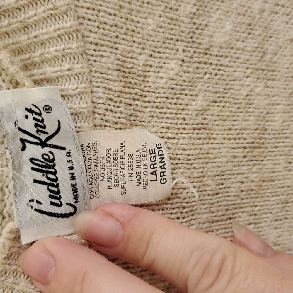 Sweater - Picture 3 of 6